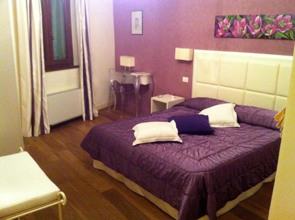 Oro Rosso Hotel Ristorante Montefalco Ruang foto